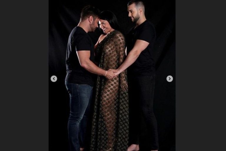 Pastora é criticada por evangélicos após fazer ensaio seminua e celebrar casamento gay em igreja