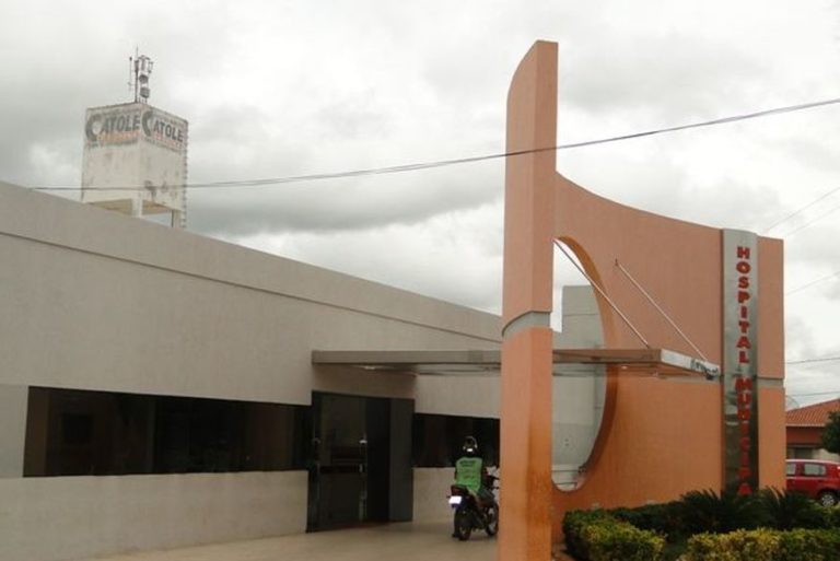 Homem fica ferido após ser esfaqueado em Catolé do Rocha Homem fica ferido após ser esfaqueado em Catolé do Rocha