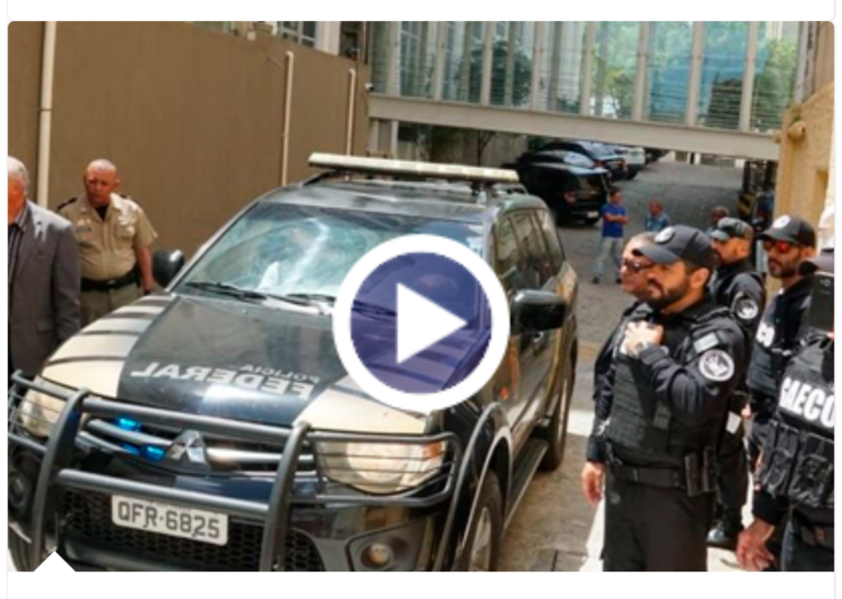 Ricardo Coutinho é vaiado e chamado de ladrão ao ser levado à Penitenciária