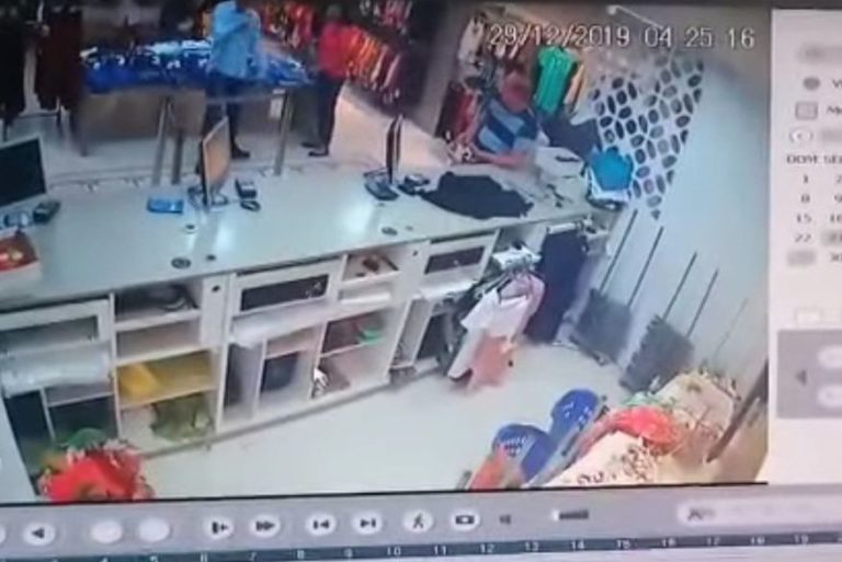 Coronel da PM é morto durante assalto; suspeito fica ferido em troca de tiros com a polícia