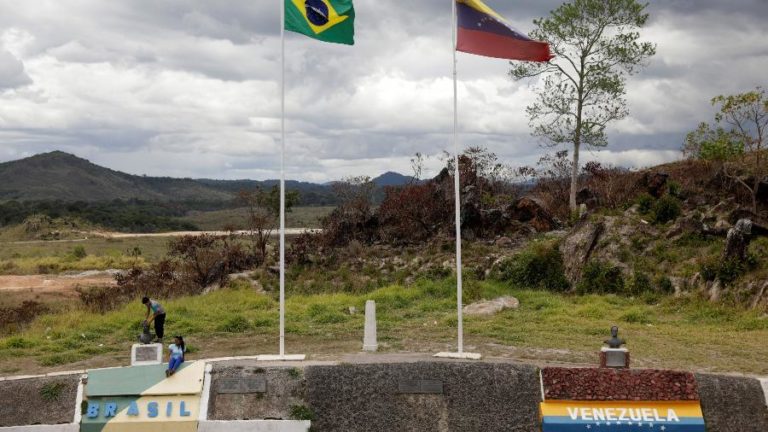 30 militares armados venezuelanos estão em terras indígenas brasileiras