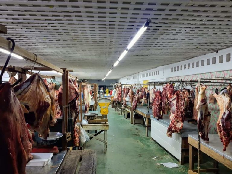 SERRA REDONDA: Feirantes são transferidos para prédio da antiga fábrica em razão da reforma do Mercado Público Municipal