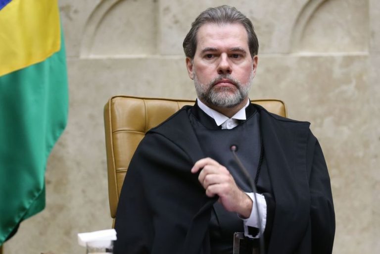 Toffoli pede que PGR se manifeste sobre pedido de Flávio para suspender investigação