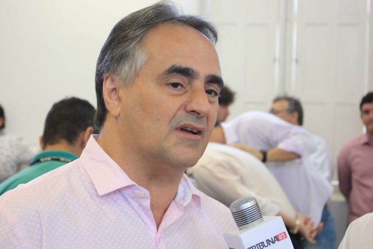 Luciano Cartaxo quer nome forte para sucessão e diz que pode ser de uma mulher