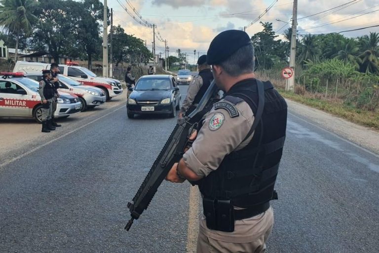 Ex-presidiários morrem após troca de tiros com policiais durante abordagem na Paraíba