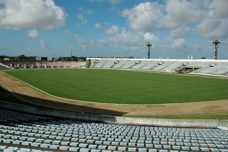 Nenhum estádio tem condições de receber os jogos do Campeonato Paraibano, segundo MPPB