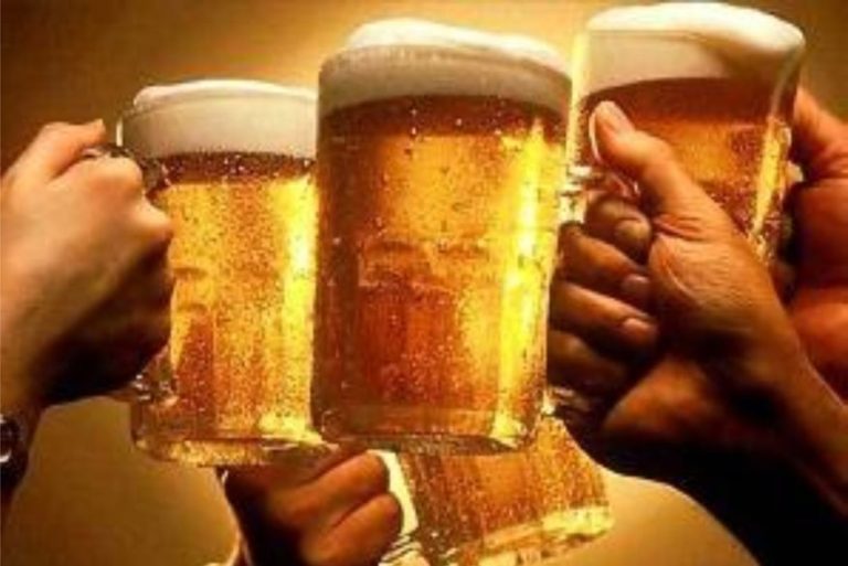 Sobe para quatro número de mortes por suspeita de contaminação de cerveja