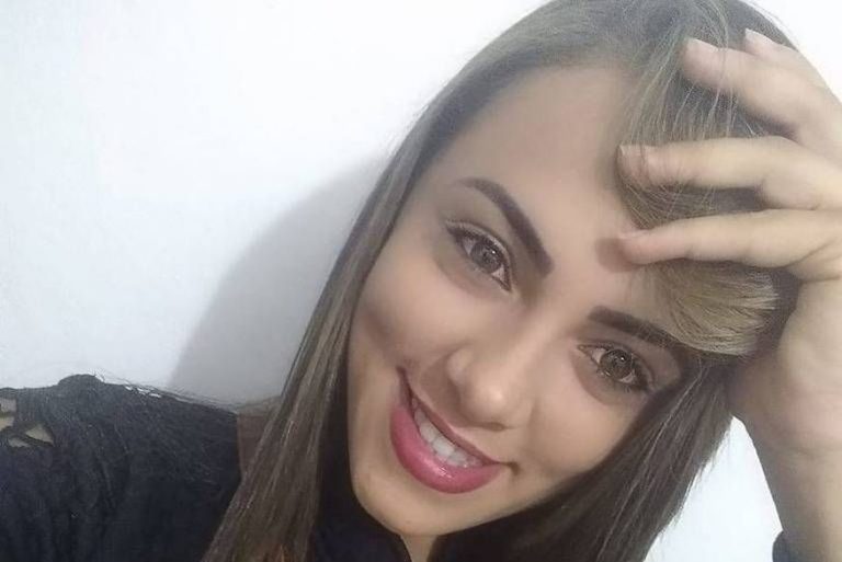 Mulher é morta a facadas ao buscar celular na casa de ex-namorado