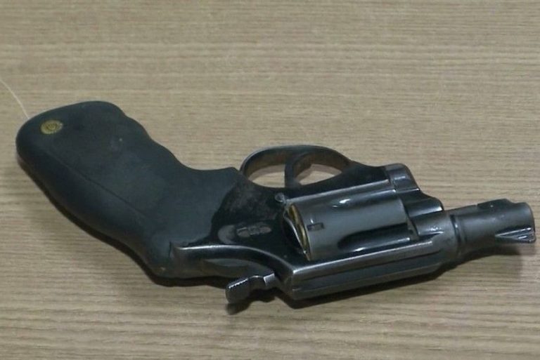 Homem é preso após confusão durante jogo do Treze e Crystal no Almeidão