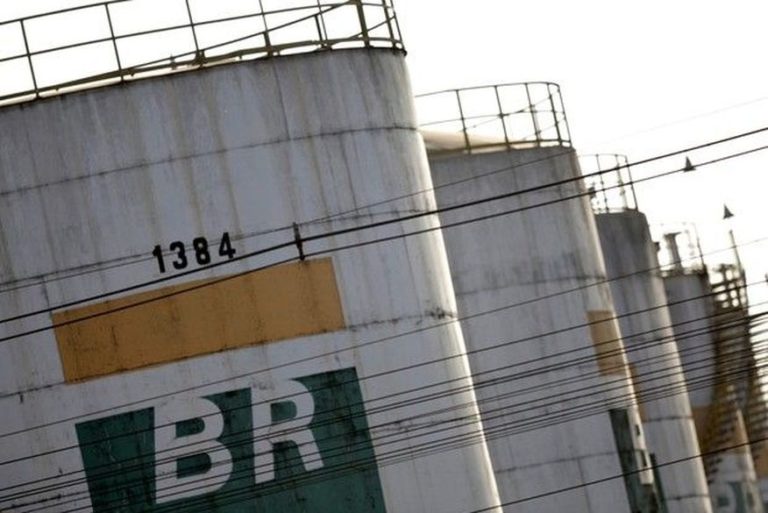 Petrobras reduz preço de gasolina e diesel a partir desta sexta-feira