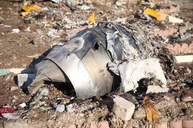 Ucrânia investiga se ataque de míssil ou terrorismo causou queda de avião no Irã