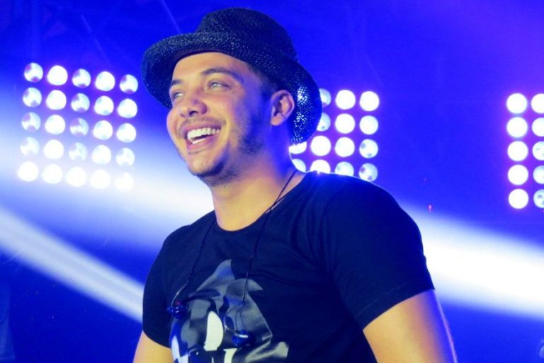 Wesley Safadão é a principal atração da Festa da Luz nesta quinta-feira