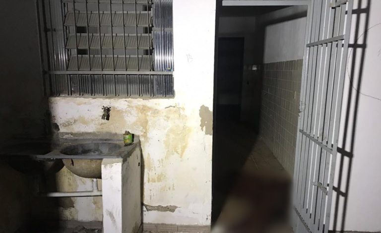 Corpo de homem é encontrado dentro de cisterna em casa abandonada, na PB