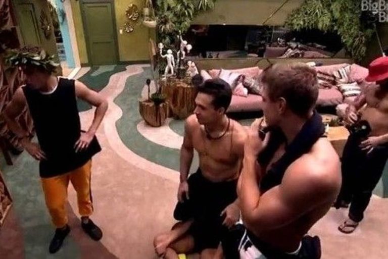 Família de Petrix vai processar por calúnia todos que o acusam de assédio