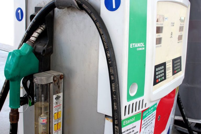 Preço do etanol deve ficar mais barato para o consumidor sem intermediação das distribuidoras, prevê presidente da Asplan na Paraíba