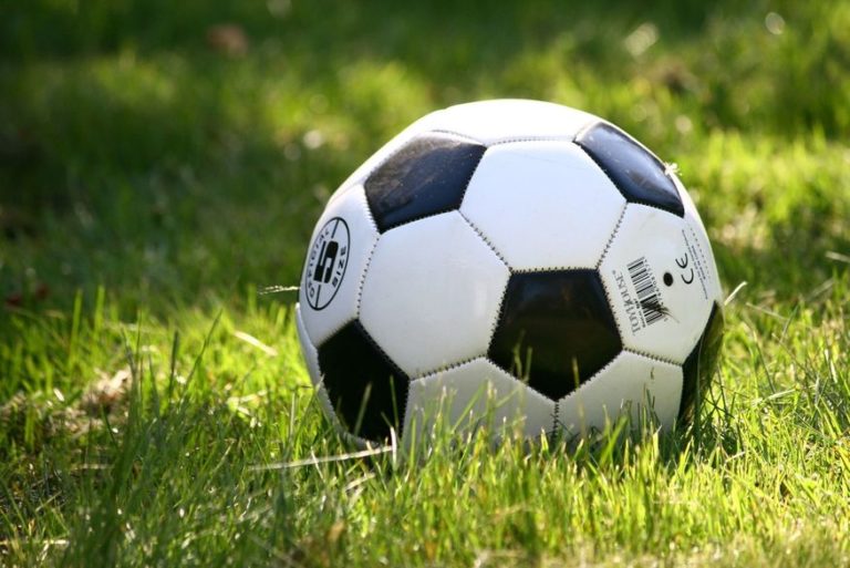 Botafogo-PB sofre gol aos 40 do 2º tempo e só empata com o SP Crystal no Almeidão