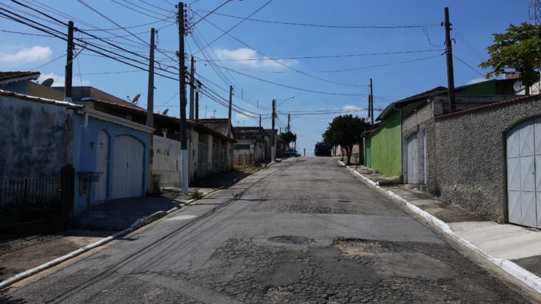 Empresário reage a assalto e mata dois criminosos em troca de tiros em Caçapava, SP