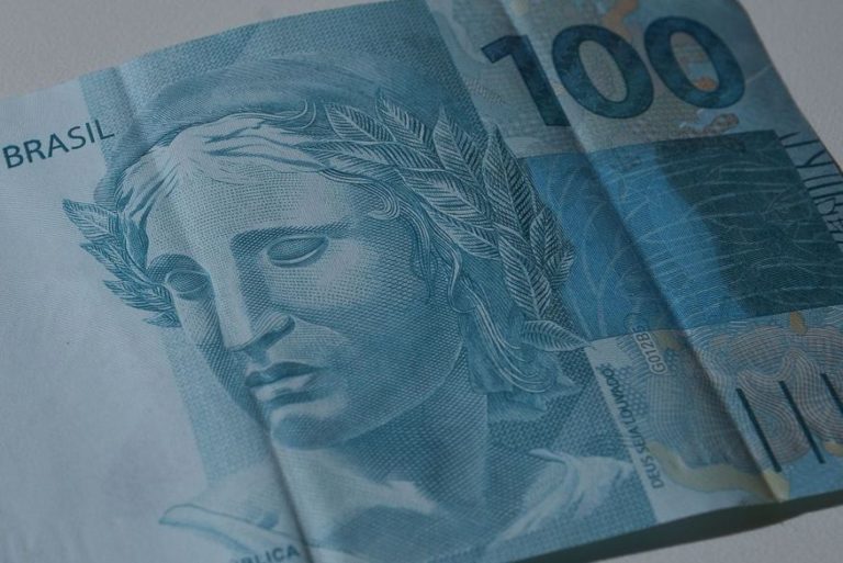 Coronavírus: Veja quem tem direito ao auxílio emergencial de R$ 600 e R$ 1.200 por mês