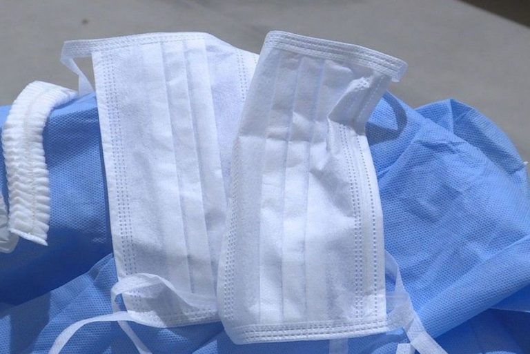 Coronavírus: bandidos furtam 5 mil máscaras cirúrgicas de hospital
