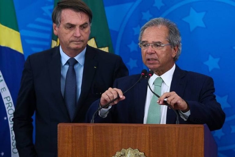‘Homem que decide a economia no Brasil é um só: Paulo Guedes’, diz Bolsonaro