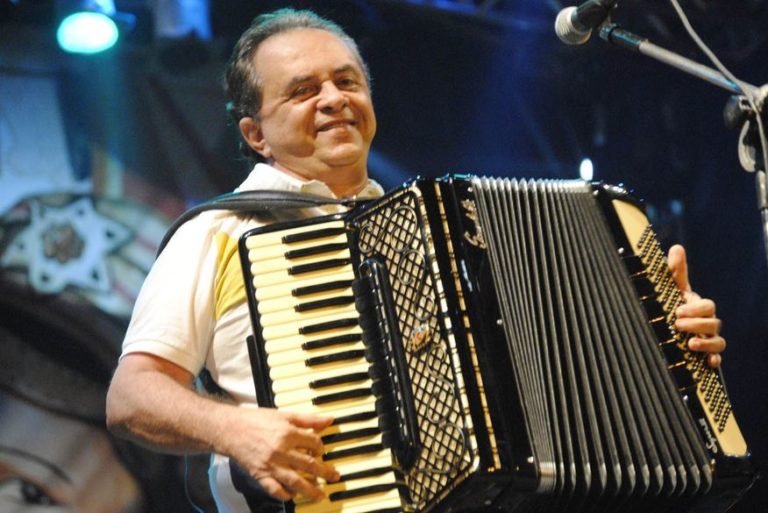 Flavio José faz live neste sábado em seu canal no youtube às 13h