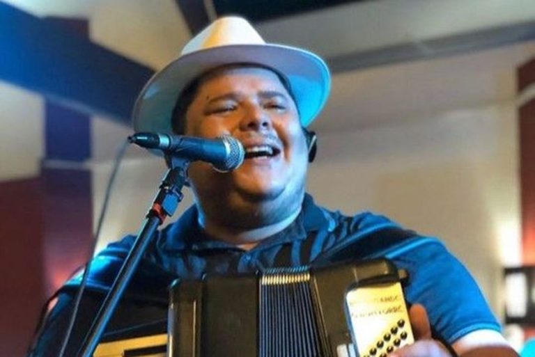 Osmídio Neto, Parangolé e João Neto e Frederico fazem live neste domingo