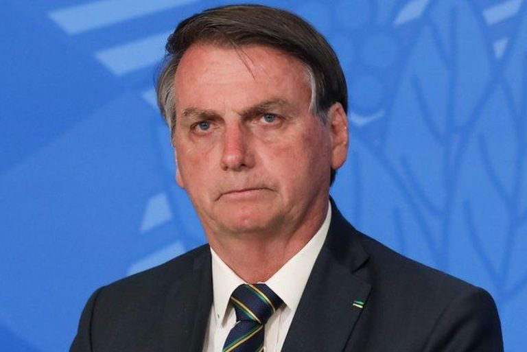 Jair Bolsonaro anuncia coletiva de imprensa para falar sobre demissões de Valeixo e Sergio Moro