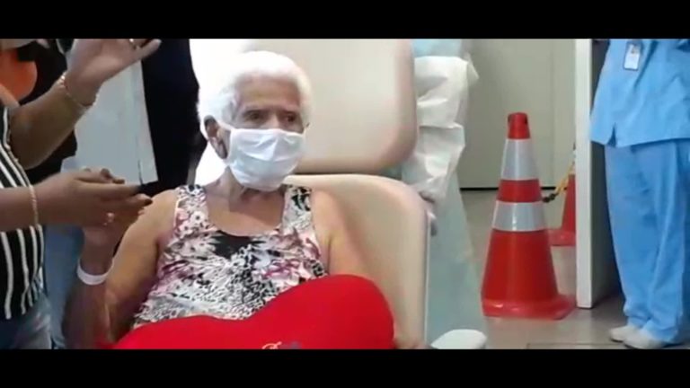 Idosa de 101 anos é aplaudida em hospital ao receber alta após ser curada da covid-19 no Rio