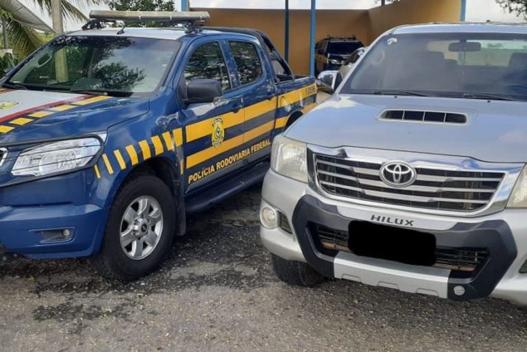 Polícia Rodoviária Federal recupera veículo de luxo com placa clonada na Paraíba