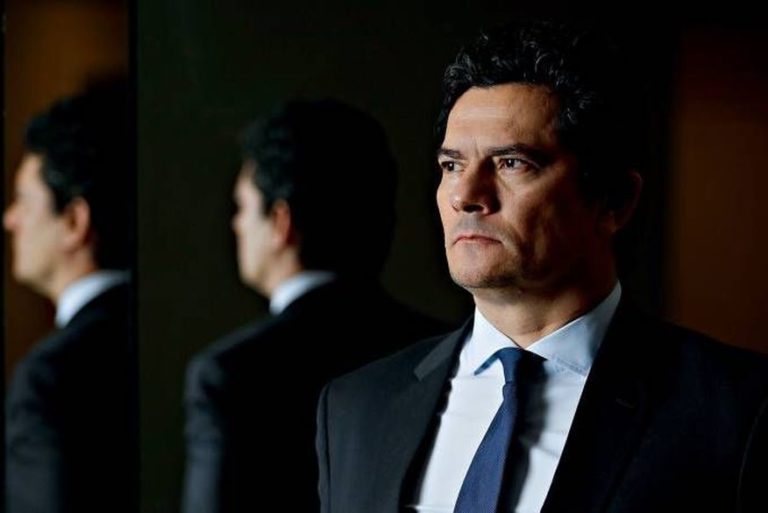 Sergio Moro afirma que apresentará ao STF provas contra Bolsonaro em entrevista à Veja