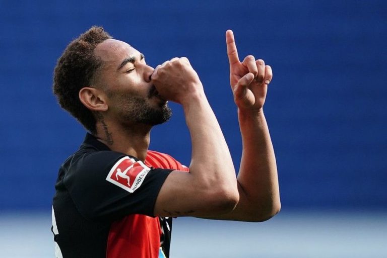 Paraibano Matheus Cunha estreia partida do torneio alemão com golaço e celebra com dedicatória ao filho que vai nascer: “Papai fez esse para você”