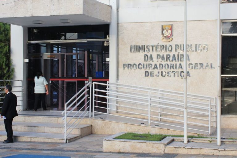 Pastor realiza culto com carreata e aglomeração em Bayeux e Ministério Público propõe representação criminal