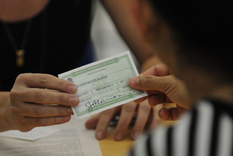 Prazo para regularização de título de eleitor termina nesta quarta