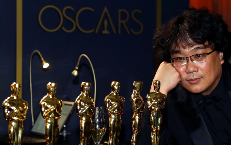 Oscar 2021 é adiado para abril e filmes que estrearem até fevereiro podem concorrer