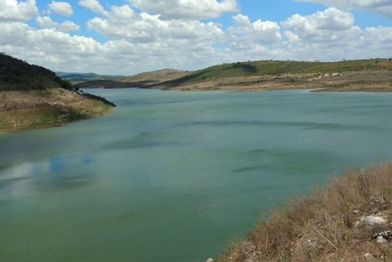 Decreto determina desapropriação de fazenda para assentar parte das famílias atingidas pela barragem de Acauã na Paraíba