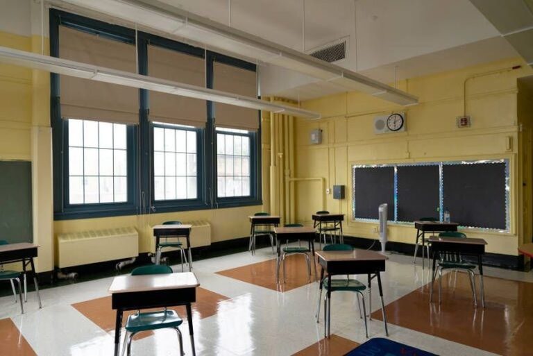 Aulas presenciais em escolas privadas de educação infantil podem ser retomadas a partir desta quarta-feira em Campina Grande Aulas presenciais em escolas privadas de educação infantil podem ser retomadas a partir desta quarta-feira em Campina Grande
