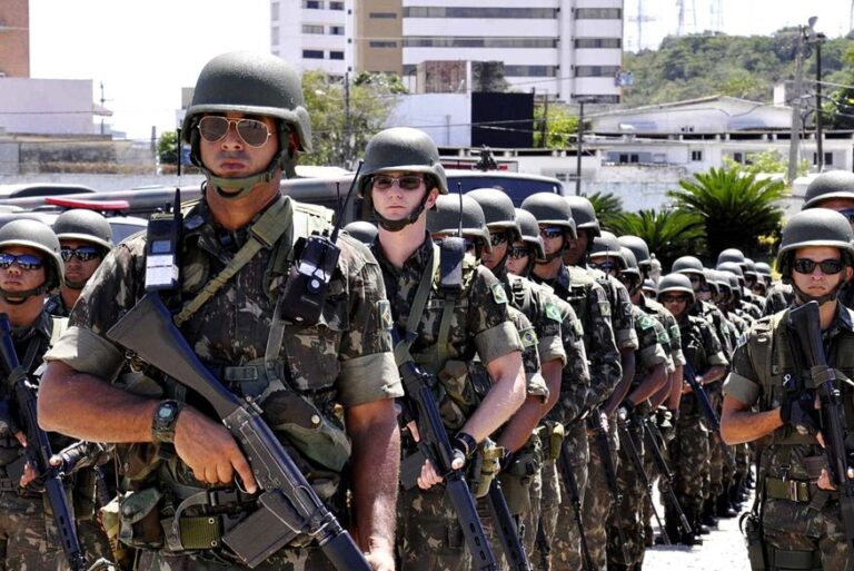 Após pedido de envio de tropas federais, Polícia Militar duplica reforço na segurança em Pedras de Fogo