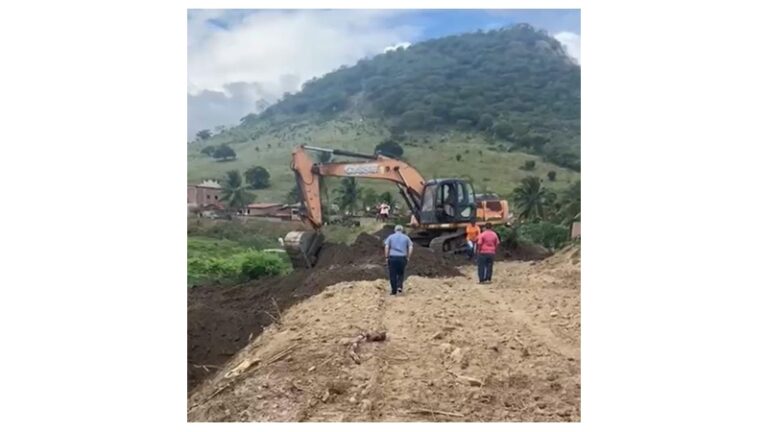 10 ANOS DA CHEIA HISTÓRICA: Em prevenção, prefeito Robério realiza a limpeza do rio que corta Ingá