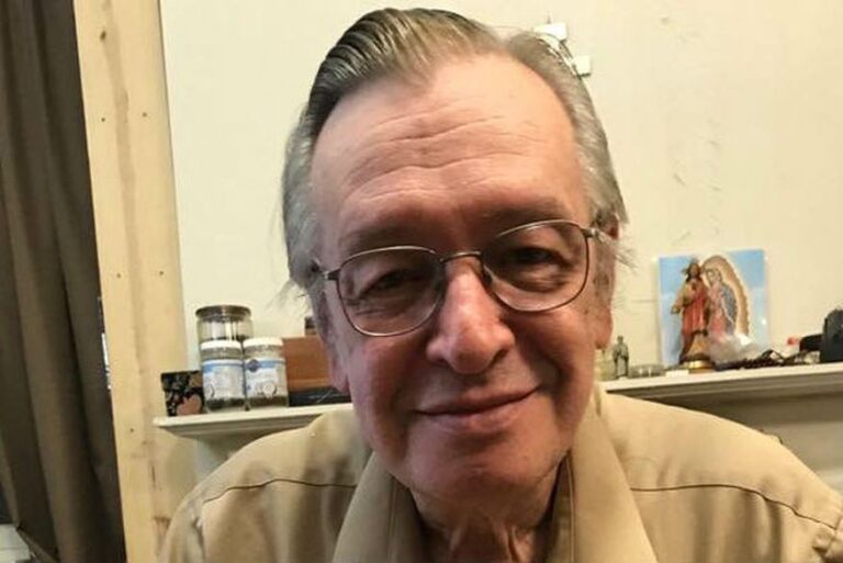 Internado em São Paulo, Olavo de Carvalho tem quadro estável, afirma boletim médico