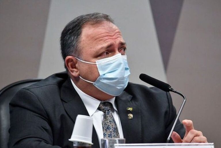 Covaxin: Pazuello depõe à Polícia Federal em inquérito que apura se Bolsonaro cometeu prevaricação