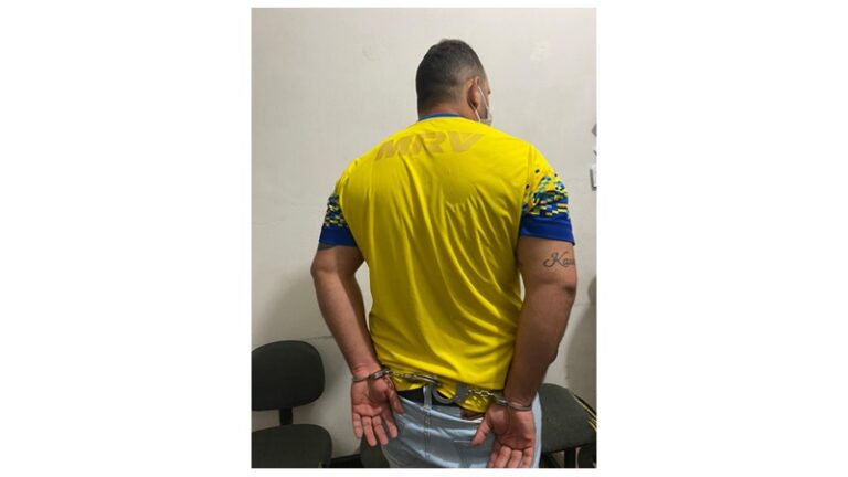 Polícia Civil prende padrasto por agressão física a enteado de quatro anos em Serra Redonda
