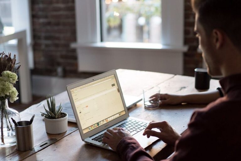 Governo quer acelerar formalização de trabalhadores de plataformas digitais