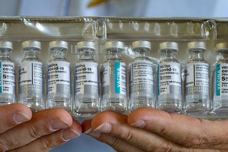 Rio de Janeiro vai testar 3ª dose com vacinas da Pfizer e da AstraZeneca mesmo para quem tomou CoronaVac
