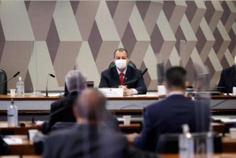 CPI da Covid volta buscando avançar investigação sobre negociações por vacinas e mira relatório final