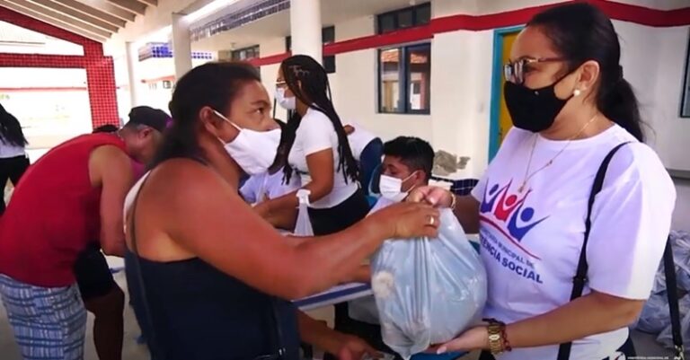 RIACHÃO: 958 famílias recebem alimentos do PAA distribuídos pela Secretaria de Ação Social em parceria com governo do Estado