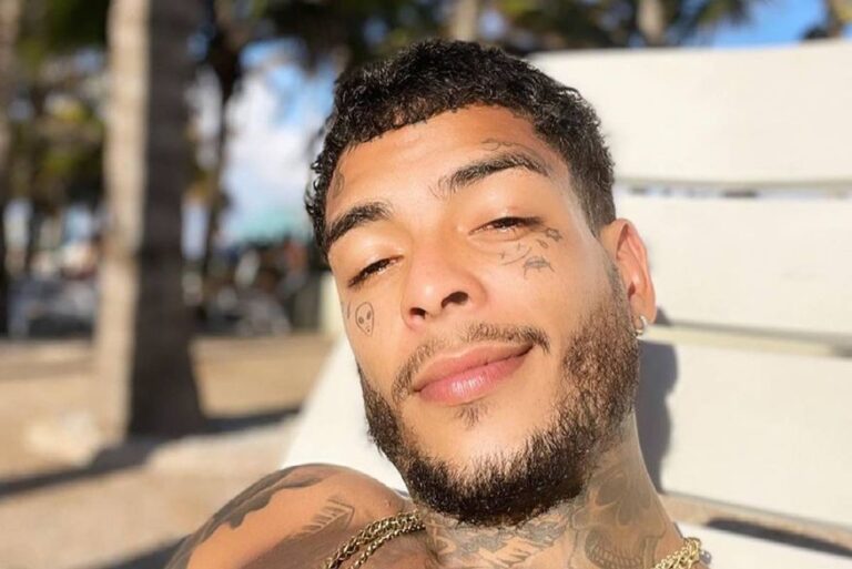 Polícia vai ouvir novamente modelo fitness que estava em quarto de MC Kevin