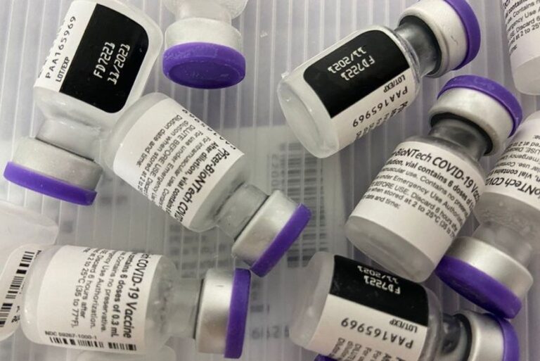 Paraíba recebe mais de 142 mil doses de vacinas contra Covid-19 nesta quinta-feira