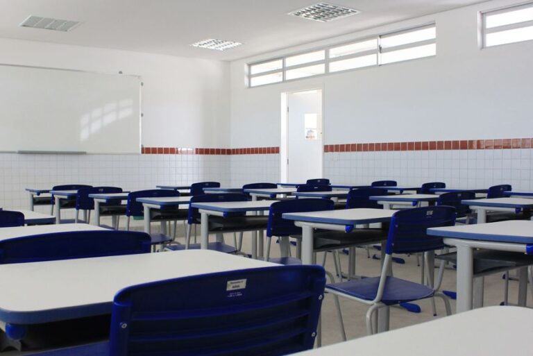 MPPB ajuíza ações para garantir retorno das aulas presenciais na rede pública de dois municípios da Paraíba