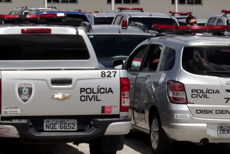 Mulher é presa suspeita de agredir o filho de oito anos no Sertão da Paraíba