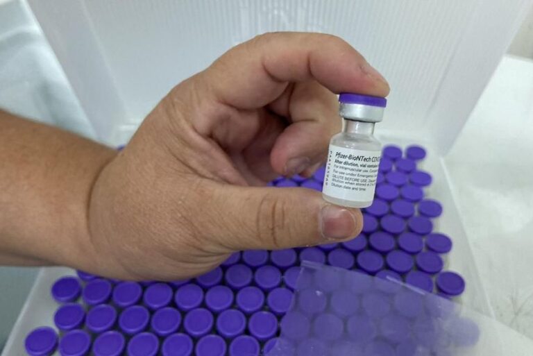 Mais de 60 mil doses da vacina da Pfizer são distribuídas nesta segunda-feira para os municípios paraibanos